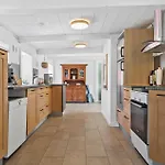 4 Bedroom Stunning In Hemme Ferienhaus Hemmet
