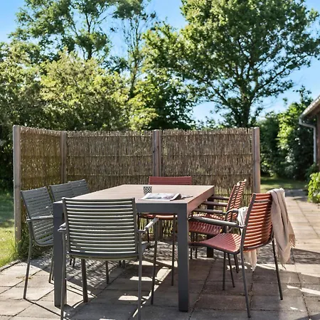 4 Bedroom Stunning In Hemme *