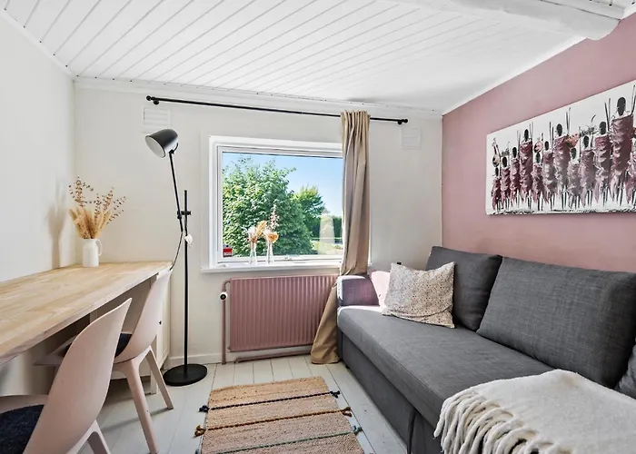 Tatil Evi 4 Bedroom Stunning In Hemme Hemmet